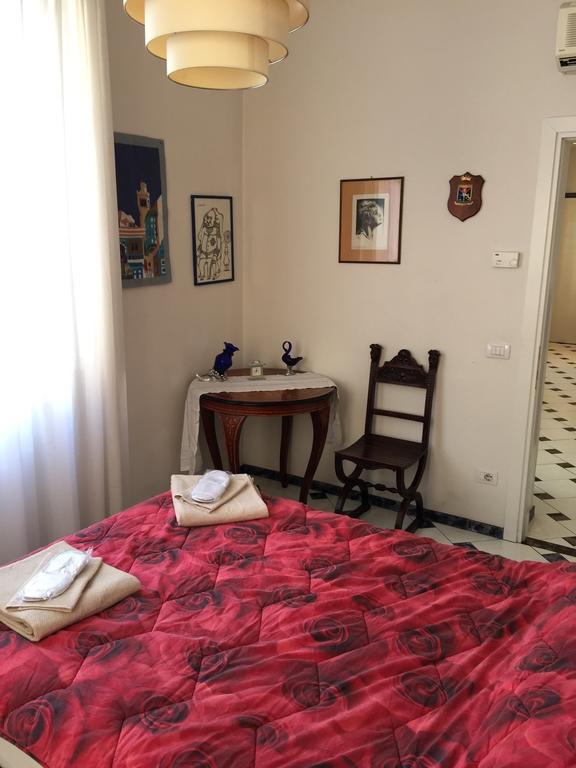 Appartamento Piazza San Marco Florença Quarto foto